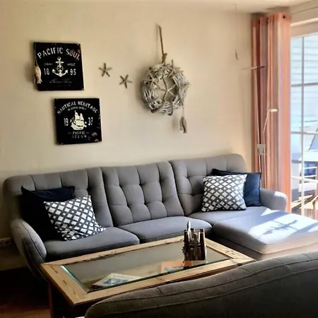 Strandrose Apartment *